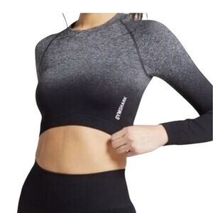 Gymshark Black and Gray Ombre Crop Top